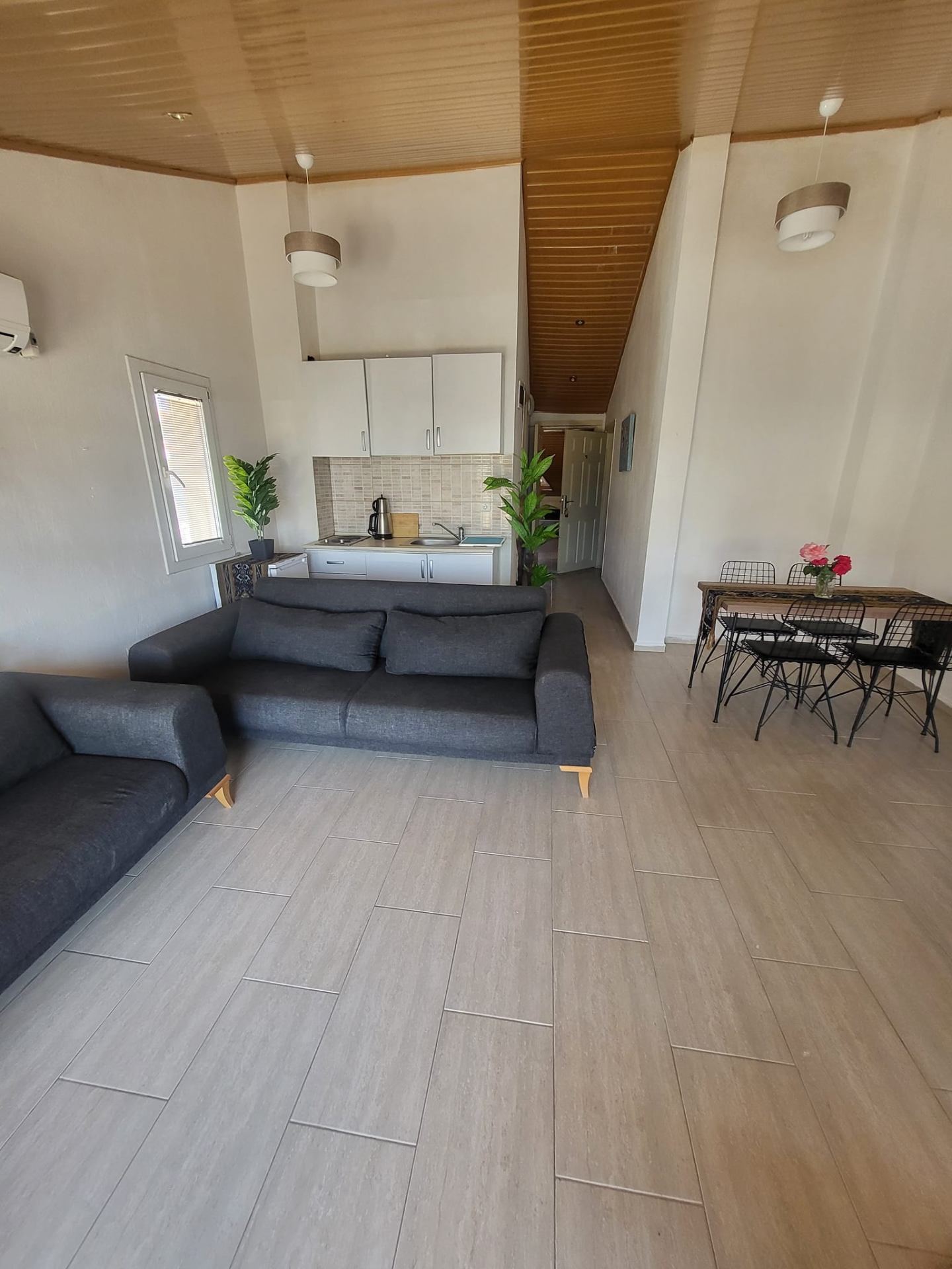 Aydeniz Apart galeri 42